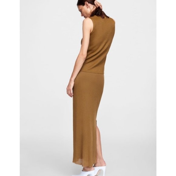 Zara Knit Set Top and Skirt in Matt Gold - Picture 3 of 16